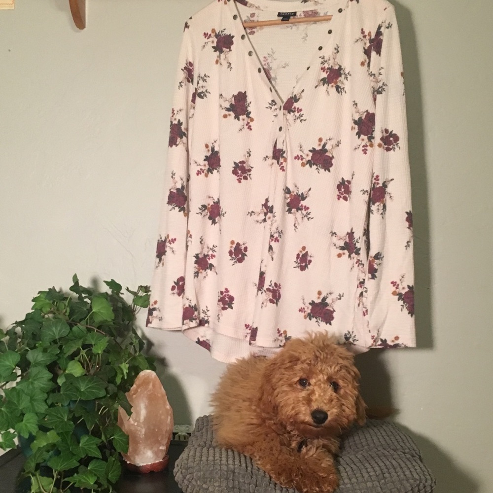 Torrid long sleeve floral shirt